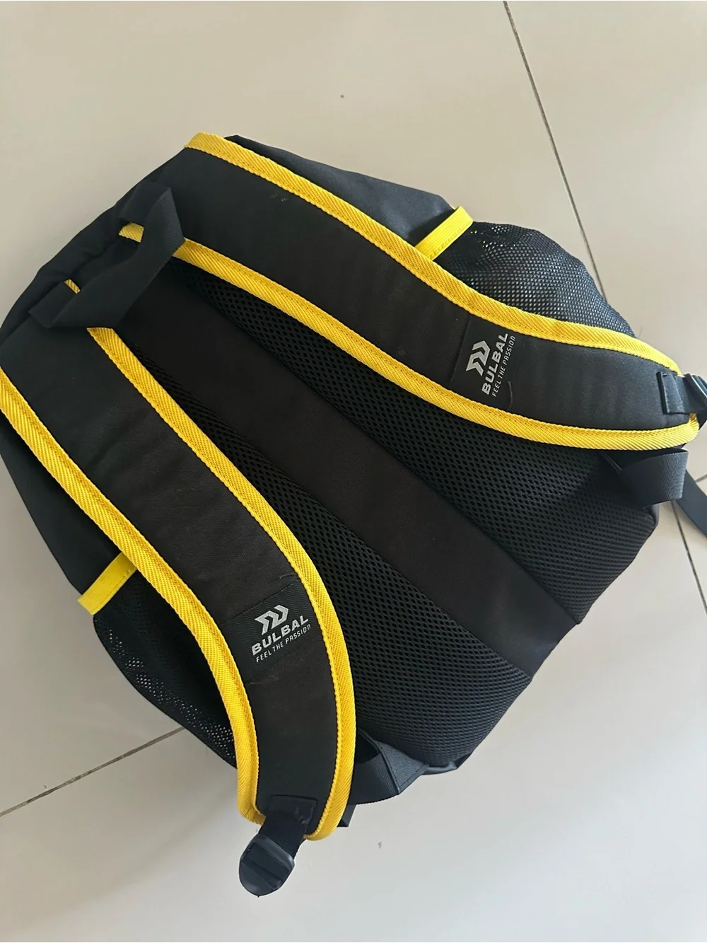 Bulbal Black and Yellow Men's Backpack with Padded Straps
